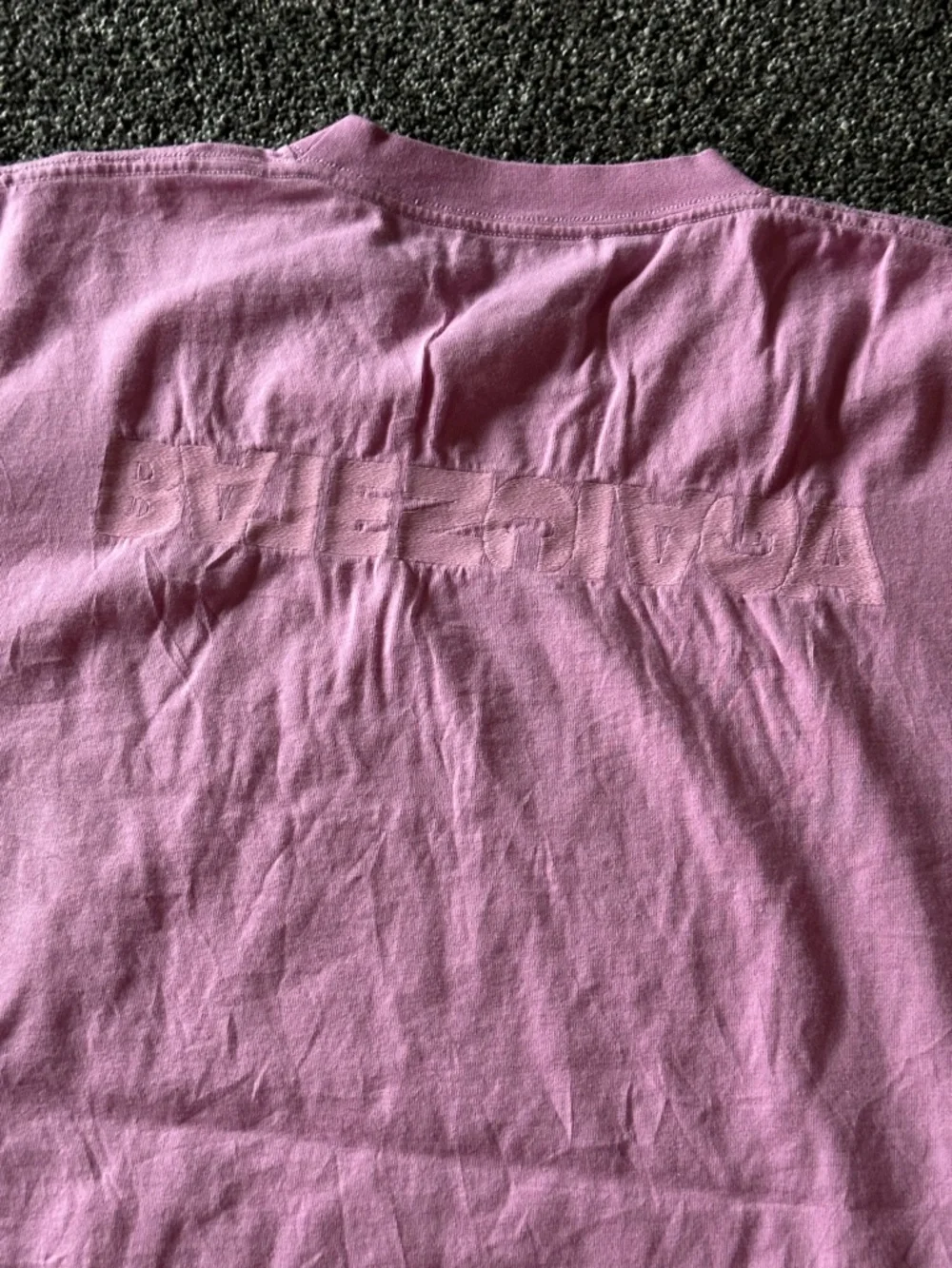 Balenciaga Turn Logo Embroidered Back Chest T-Shirt - Picture 10 of 12